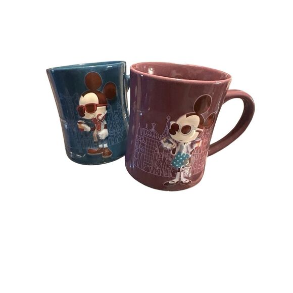 Cool Mickey Mouse/Minnie Mouse Mugs, 2 pcs Disney Parks Mug, retro vintage - Picture 1 of 5